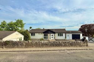 Enclosed Front- click for photo gallery